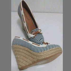 SHOEDAZZLE wedges shoes